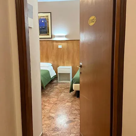 216 Venice * ميستر
